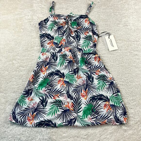 Coverstitch Tropical print Julia romper, size small - Picture 3 of 10